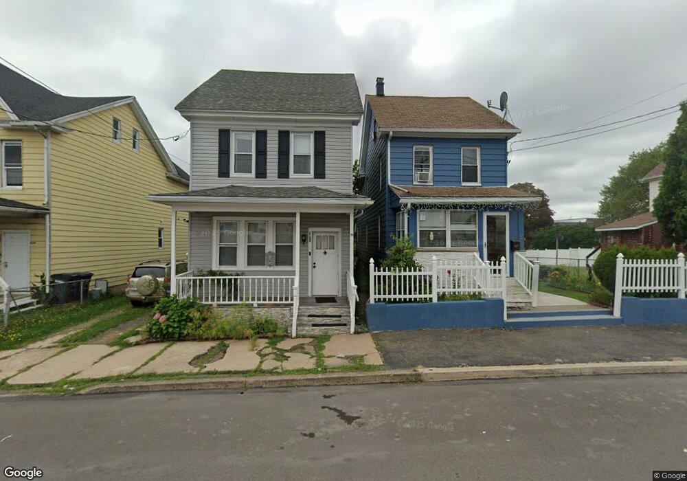 670 Carson St, Hazleton, PA 18201 - photo 1