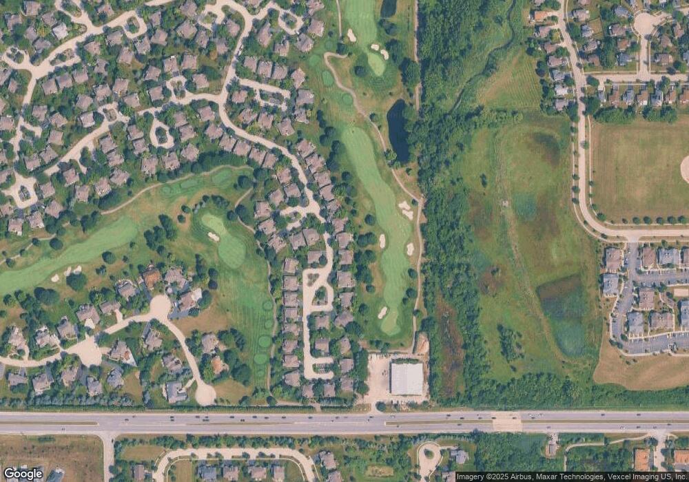 190 Course Dr, Lake In the Hills, IL 60156 - photo 1