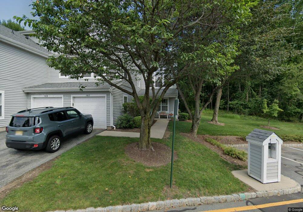 1017 Crown Ct, Mahwah, NJ 07430 - photo 1