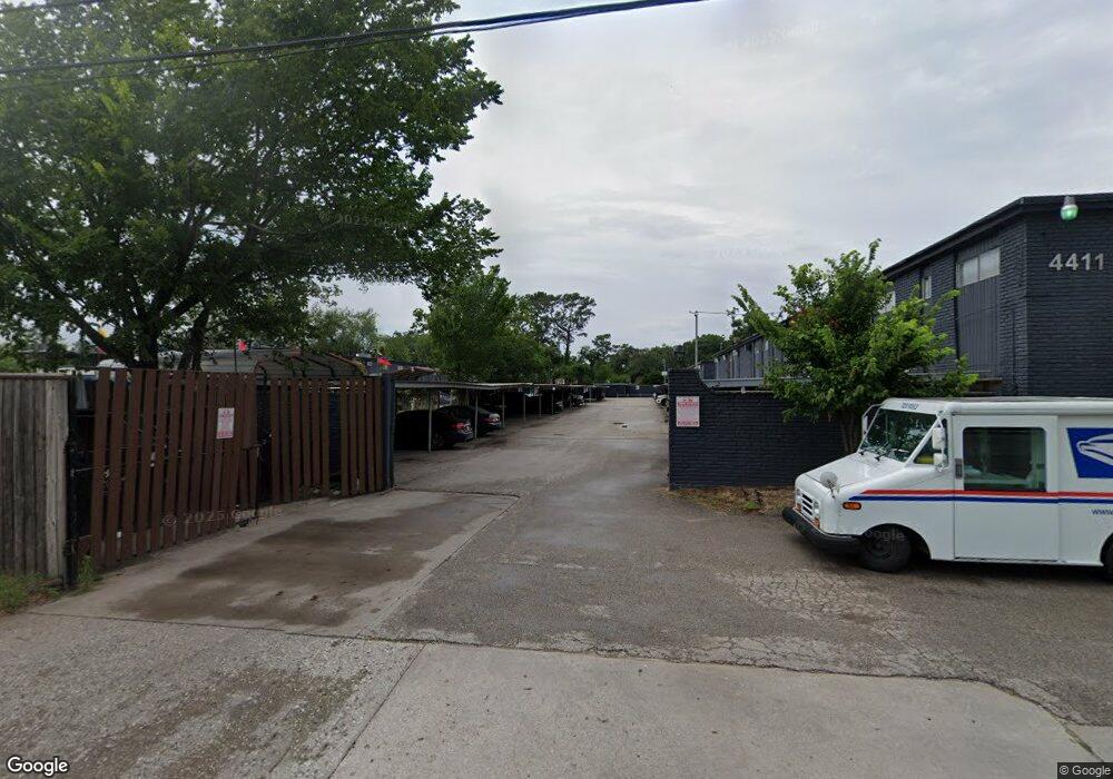 4411 N Shepherd Dr unit 34B, Houston, TX 77018 - photo 1