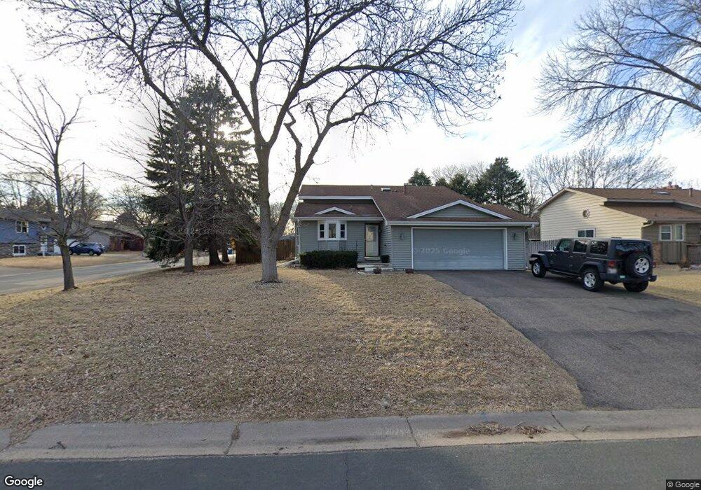 9759 Lancaster Ln N, Maple Grove, MN 55369 - photo 1