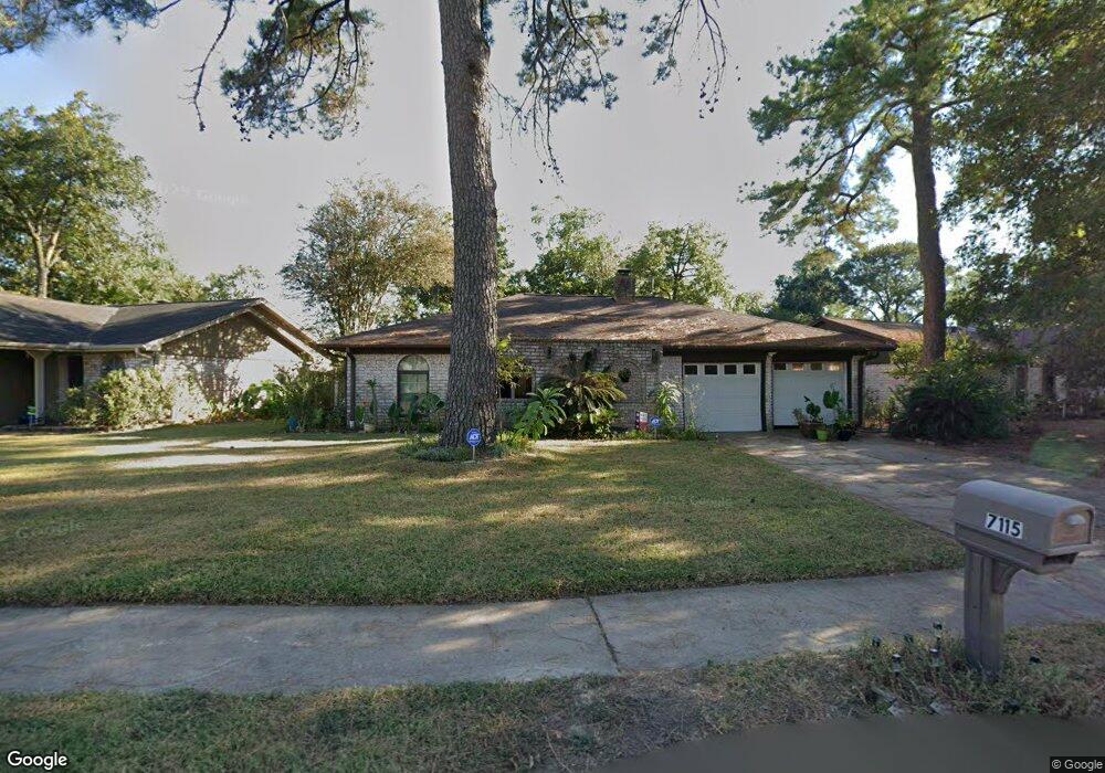 7115 Woodland Trails Dr, Houston, TX 77040 - photo 1