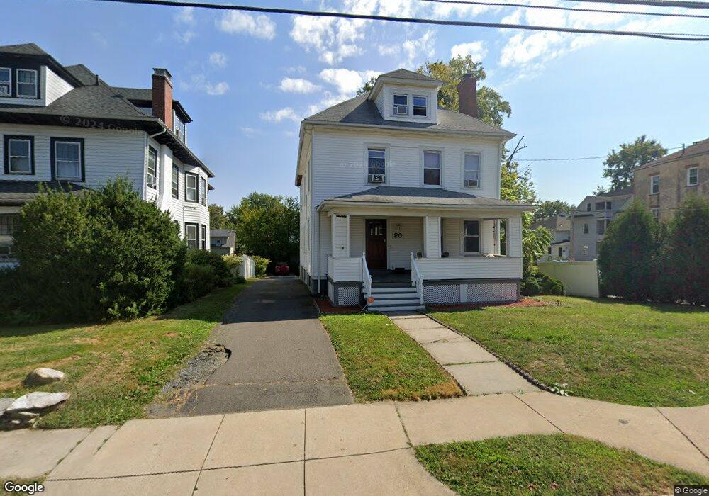 20 N Quaker Ln, West Hartford, CT 06119 - photo 1