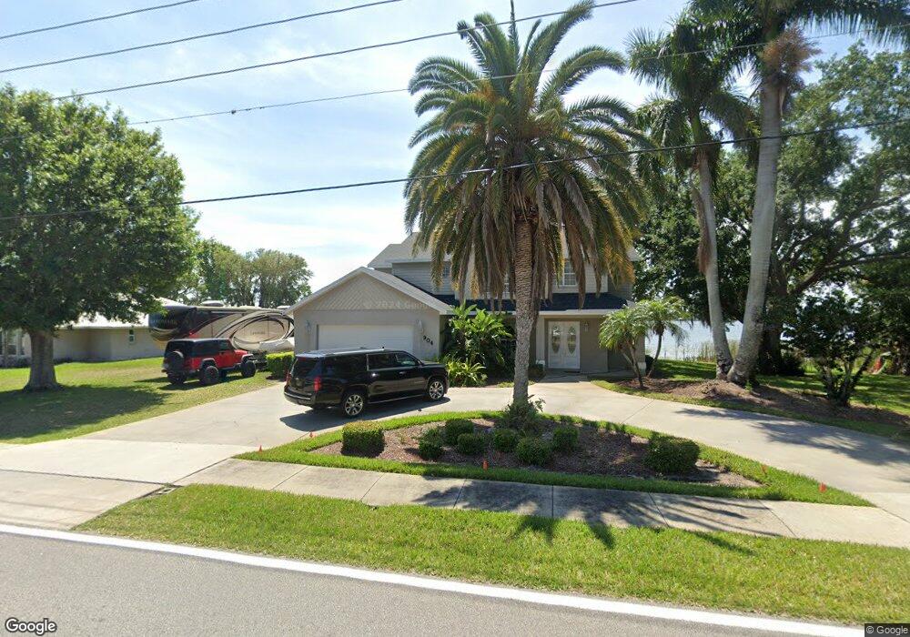 904 Lake Dr E, Lake Placid, FL 33852 - photo 1