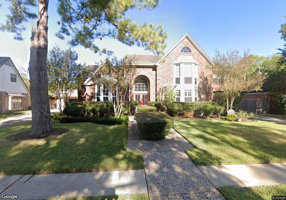 7815 Pine Falls Dr, Houston, TX 77095 - photo 1