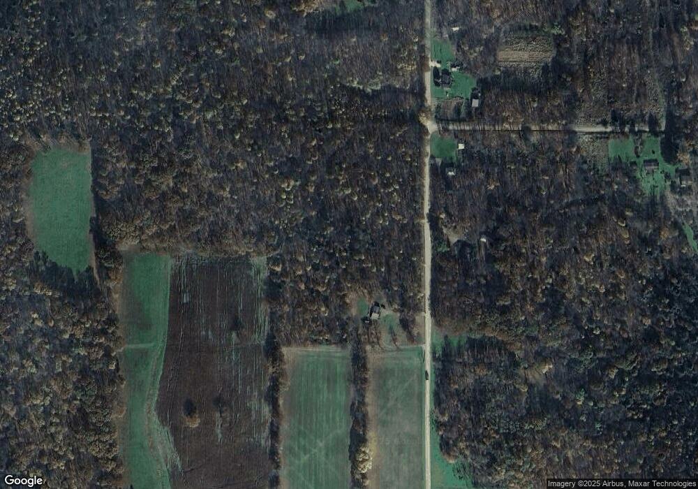 21129 Hillview Rd, Saegertown, PA 16433 - photo 1