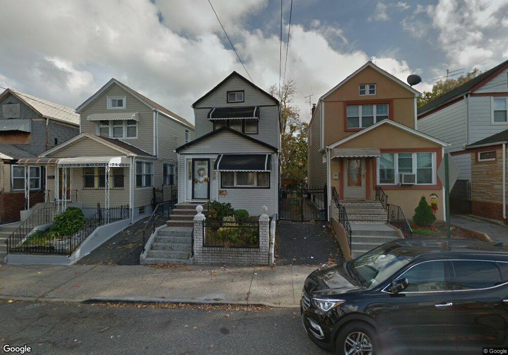 158-10 111th Ave, Addisleigh Park, NY 11433 - photo 1