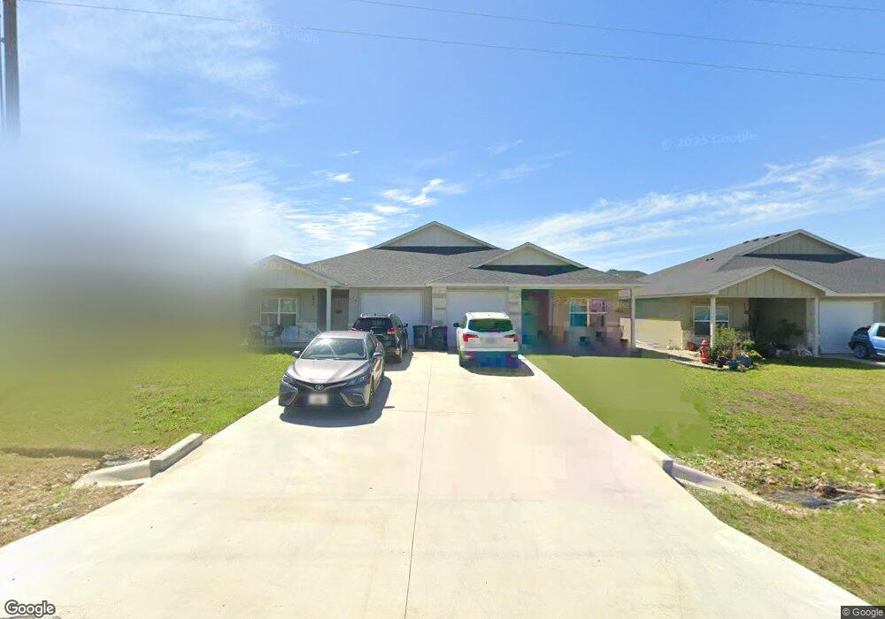 643 County Road 306 unit A, Jarrell, TX 76537 - photo 1