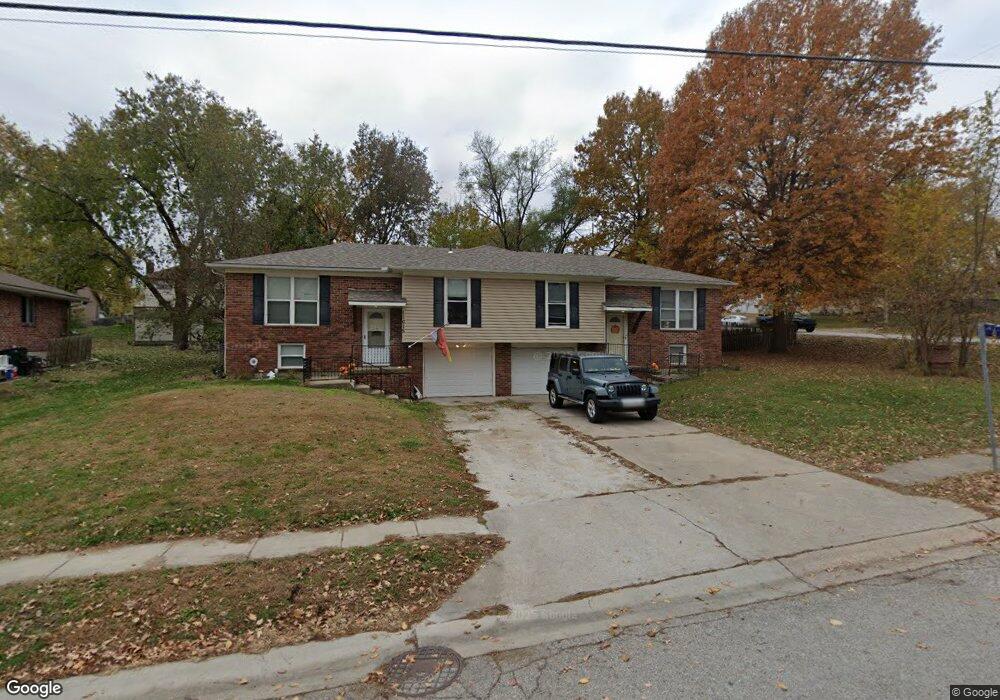 11015 W 49th St, Shawnee, KS 66203 - photo 1