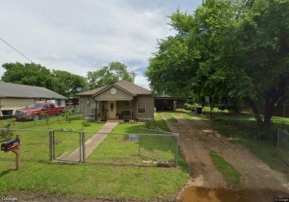 220 Cleveland St, Cleburne, TX 76031 - photo 1