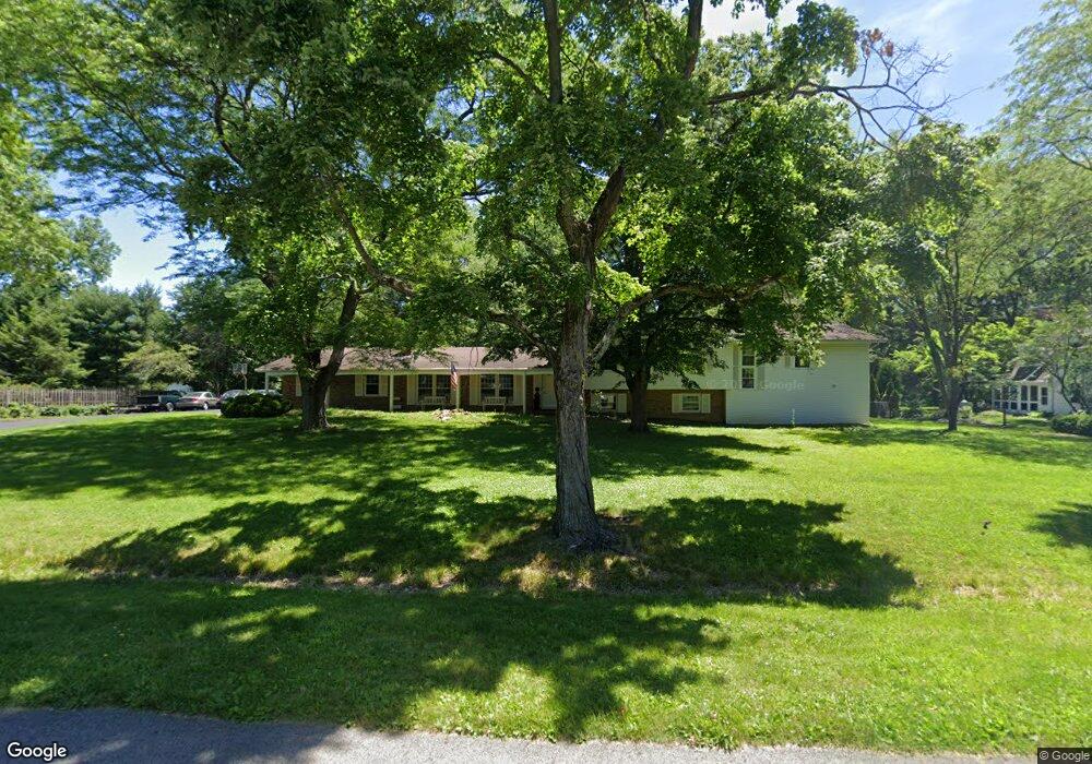 610 Old Farm Rd, Columbus, OH 43213 - photo 1