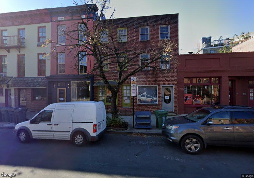 213 W Read St, Baltimore, MD 21201 - photo 1