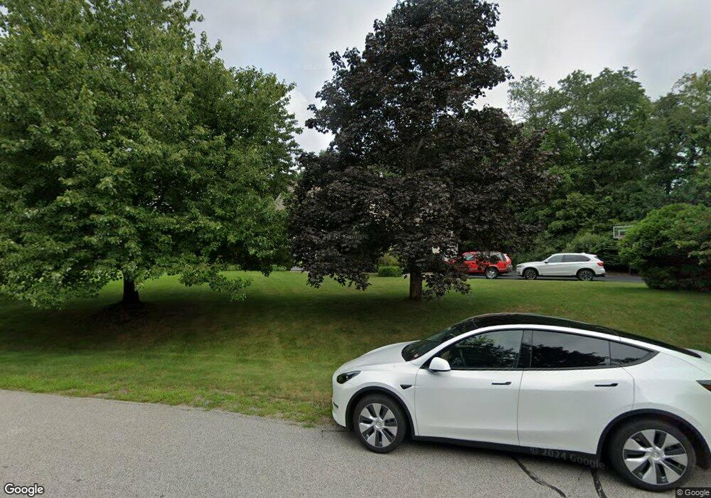 13 Strawberry Ln, Stratham, NH 03885 - photo 1