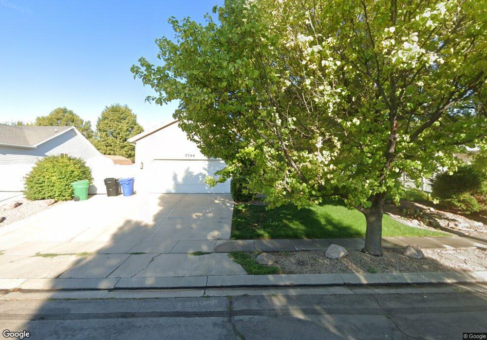 7744 Park Glen Ct, West Jordan, UT 84081 - photo 1
