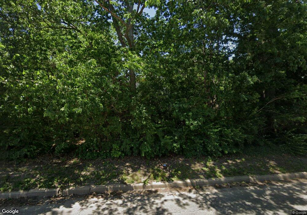 1137 SW MacVicar Ave, Topeka, KS 66604 - photo 1