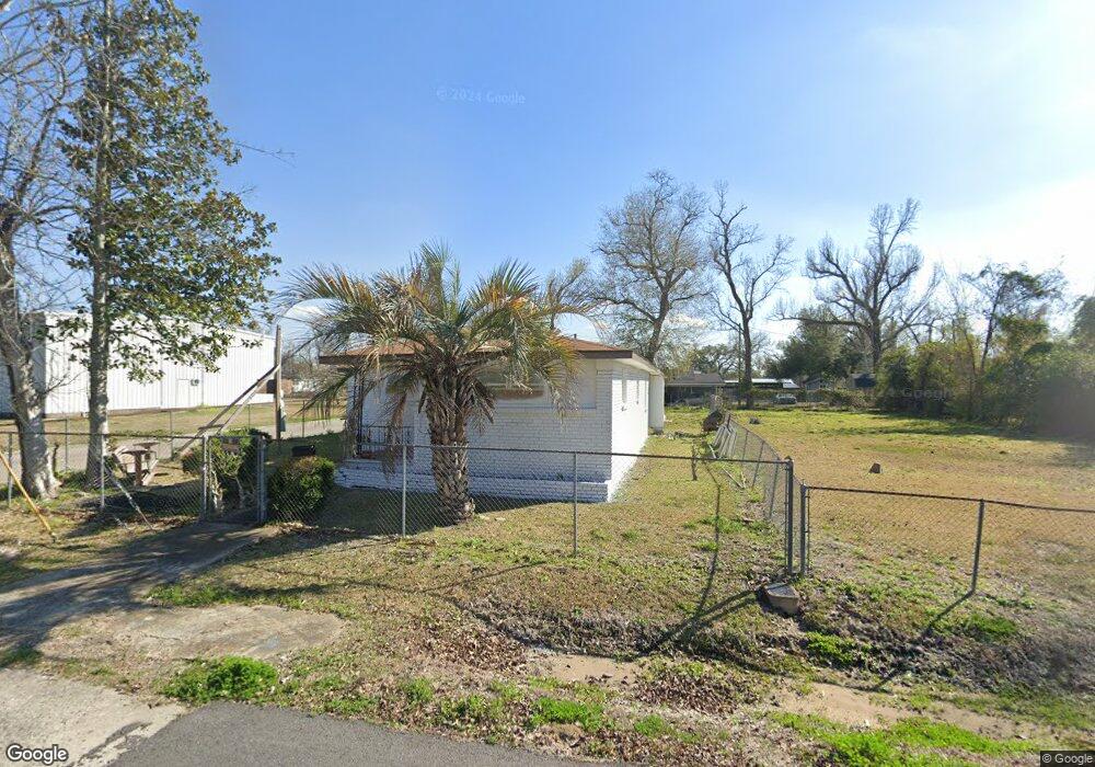 2132 Channel St, Lake Charles, LA 70601 - photo 1