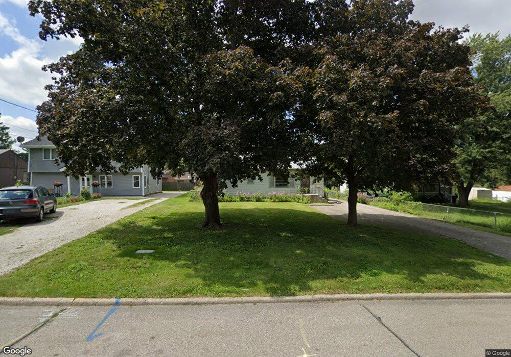 3848 53rd St, Des Moines, IA 50310 - photo 1