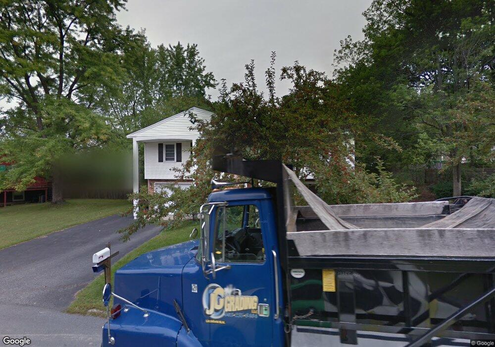 4 Short Ave, Hooksett, NH 03106 - photo 1