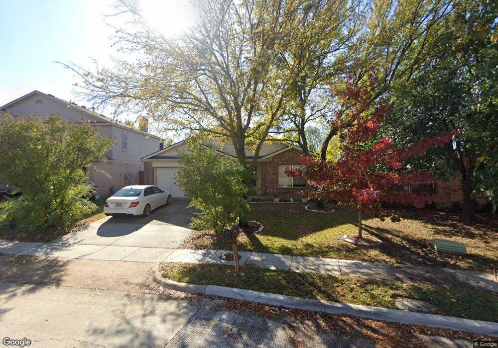 1109 Greenbend Dr, Denton, TX 76210 - photo 1