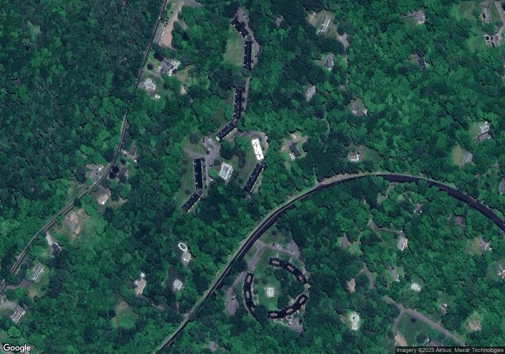 229 Bacon Pond Rd unit 231, Woodbury, CT 06798 - photo 1