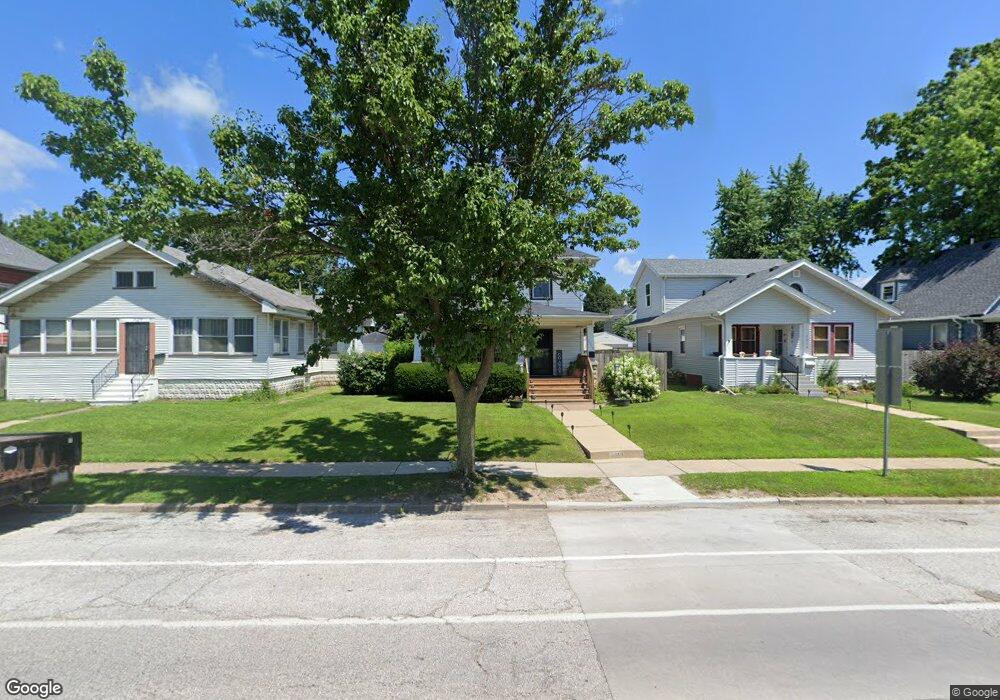 2018 W 4th St, Davenport, IA 52802 - photo 1