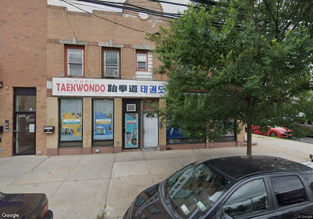 161-02 46th Ave, Flushing, NY 11358 - photo 1