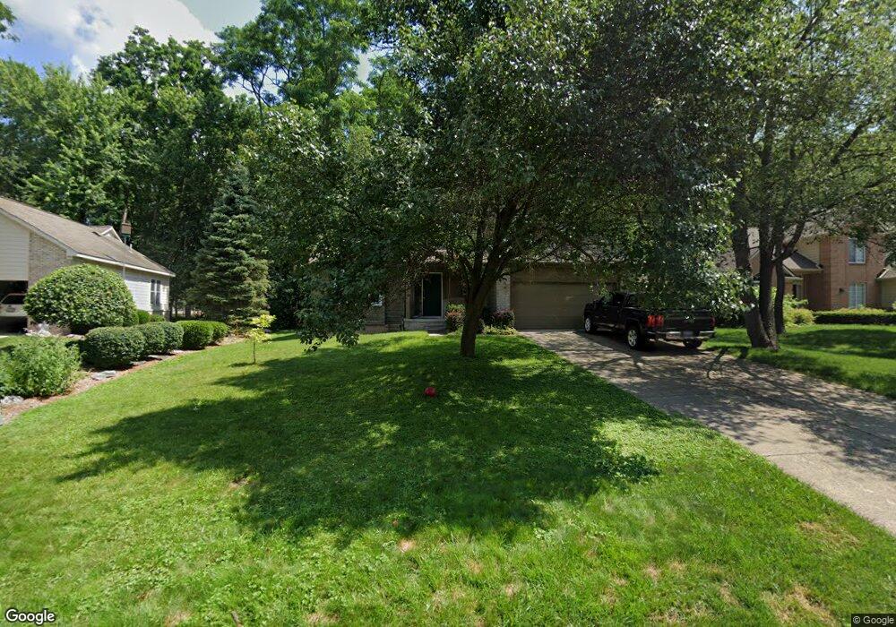 1583 Cardinal Ridge, West Bloomfield, MI 48324 - photo 1
