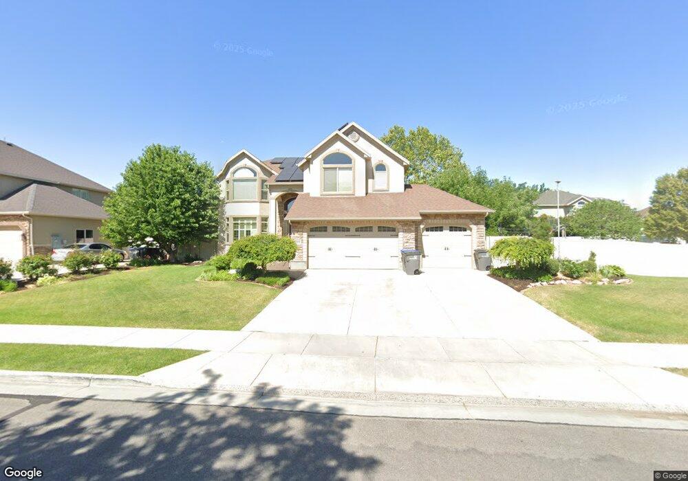 11688 Current Creek Cir, South Jordan, UT 84095 - photo 1