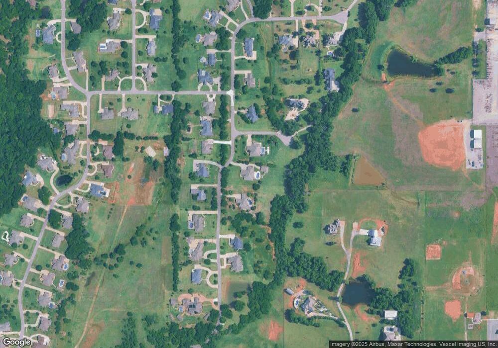 104 S Olde Bridge Rd, Moore, OK 73160 - photo 1