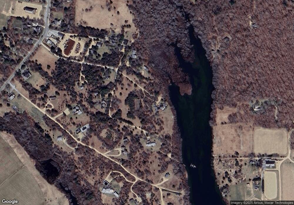 34 Runner Rd, Vineyard Haven, MA 02568 - photo 1