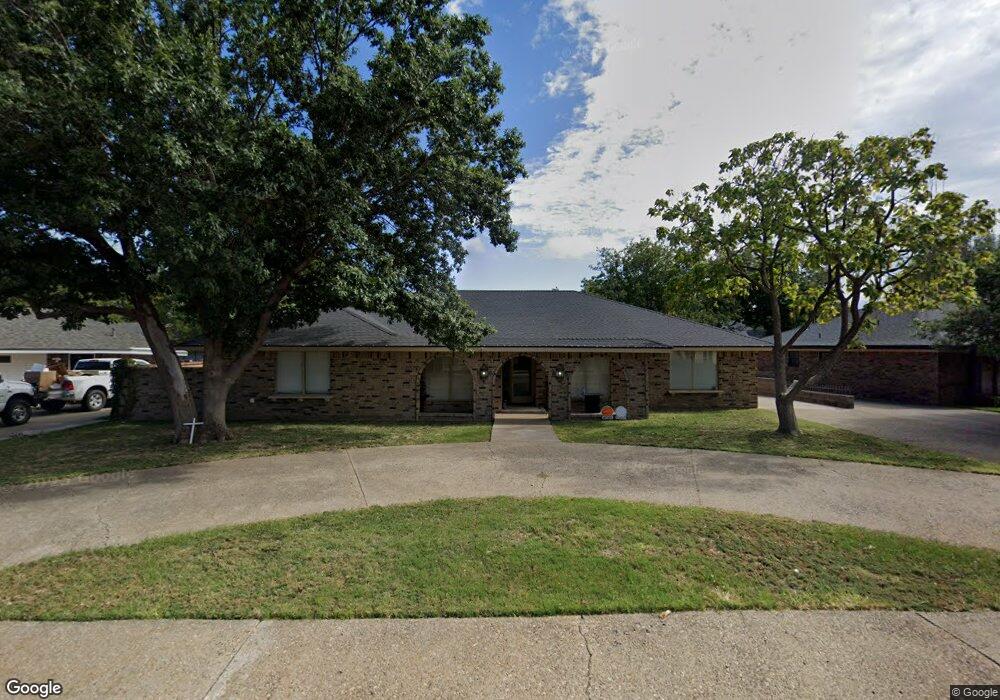 216 Carson Ave, Dumas, TX 79029 - photo 1