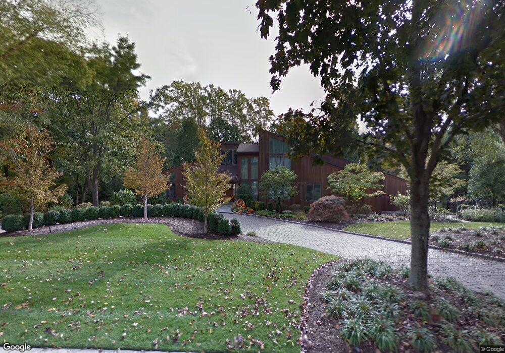 10 Forest Ridge Rd, Upper Saddle River, NJ 07458 - photo 1