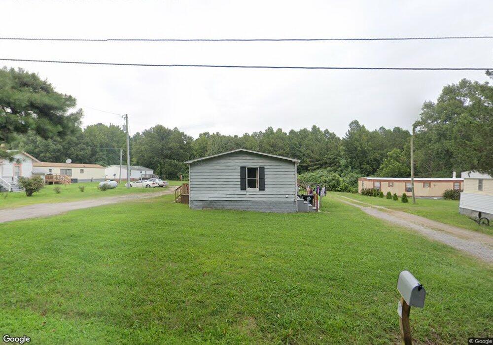 710 Tidewater Ave unit A, Victoria, VA 23974 - photo 1