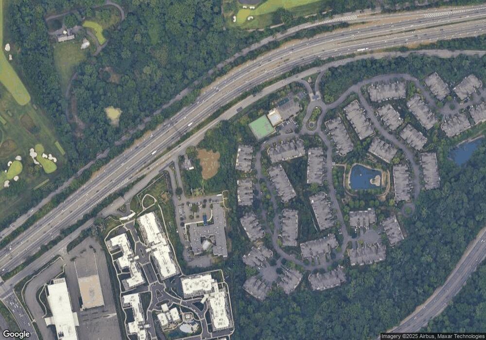 4 Kensington Cir, Manhasset, NY 11030 - photo 1