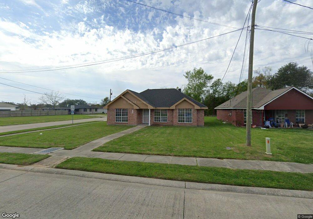 1716 7th Ave, Lake Charles, LA 70601 - photo 1