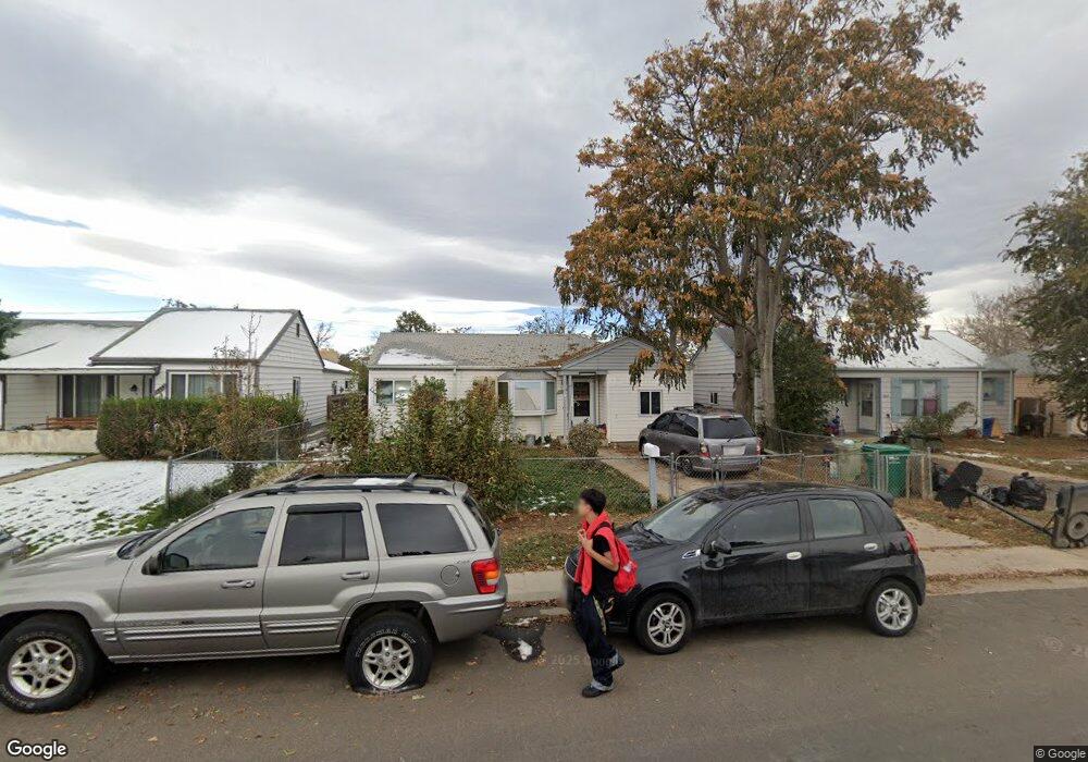 1657 Macon St, Aurora, CO 80010 - photo 1