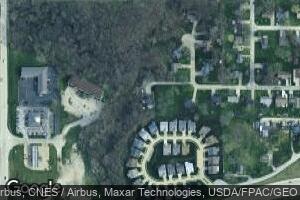 2432 Woodlawn Ave, East Moline, IL 61244