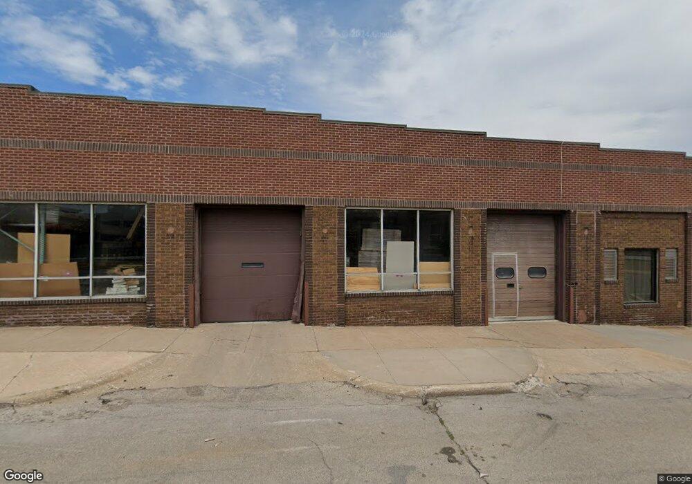 118 6th St SE, Cedar Rapids, IA 52401 - photo 1