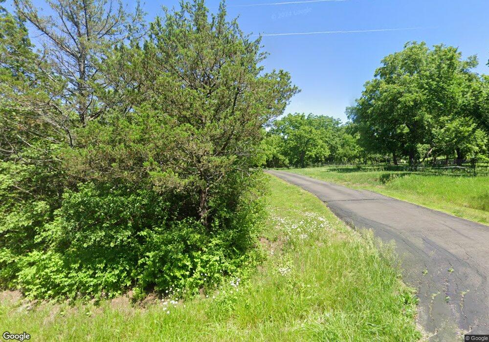 4722 SW Urish Rd, Topeka, KS 66610 - photo 1