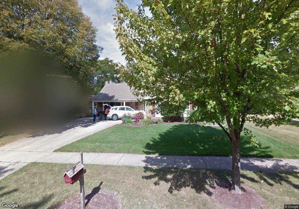 1563 Apache Dr, Naperville, IL 60563 - photo 1