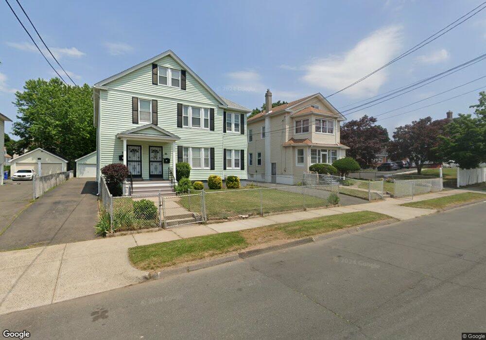 86 Colebrook St unit 88, Hartford, CT 06112 - photo 1