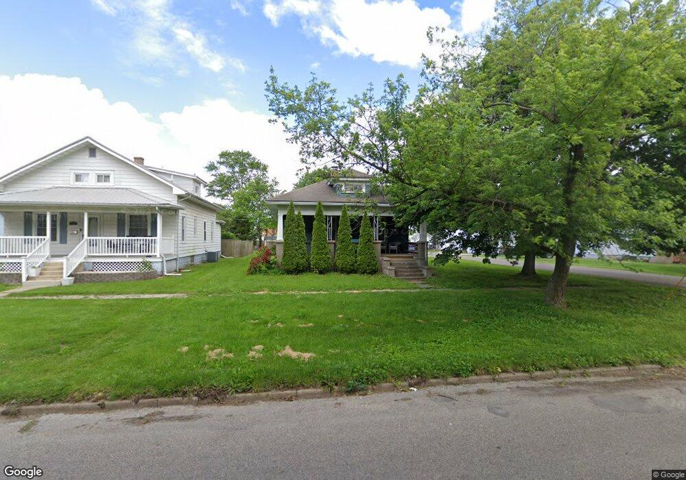 821 N 12th St, Mattoon, IL 61938 - photo 1