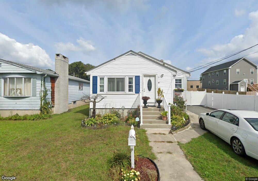 13 Swift St, Providence, RI 02904 - photo 1