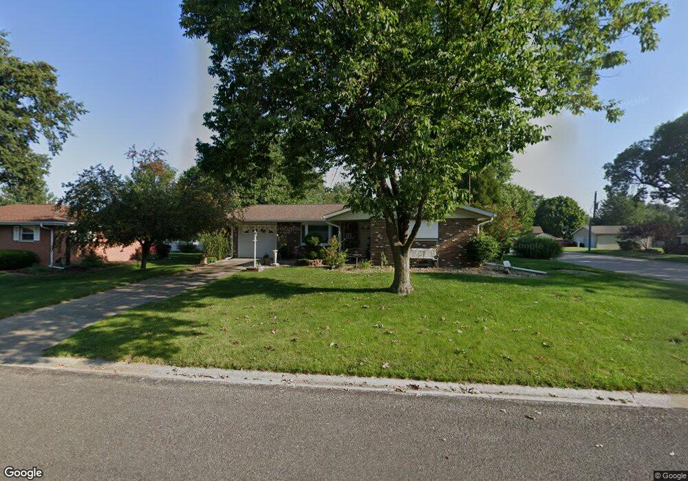 404 Bauer Ln, Maryville, IL 62062 - photo 1