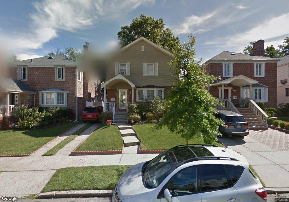 8145 190th St, Hollis, NY 11423 - photo 1