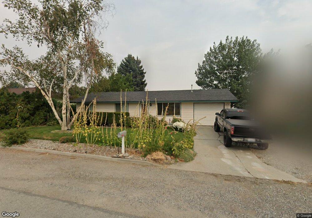 415 S James Ave, East Wenatchee, WA 98802 - photo 1