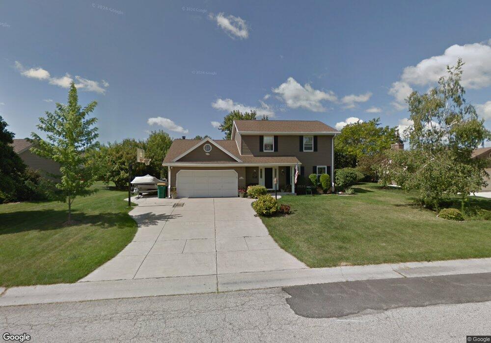 W158N10485 Fieldstone Pass, Germantown, WI 53022 - photo 1