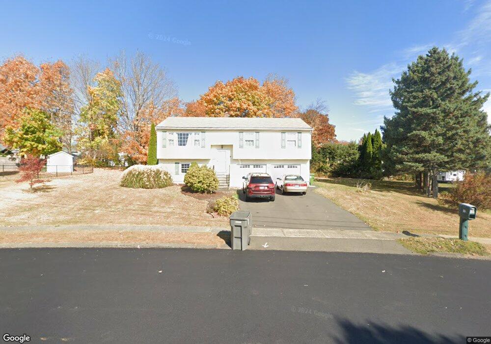 112 Peppermint Ln, Bristol, CT 06010 - photo 1