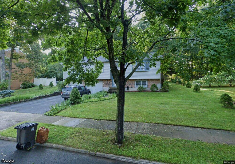 210 Kohary Dr, New Haven, CT 06515 - photo 1