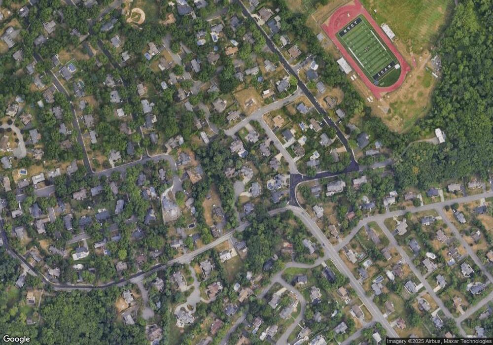 10 Old Church Ct, Old Tappan, NJ 07675 - photo 1